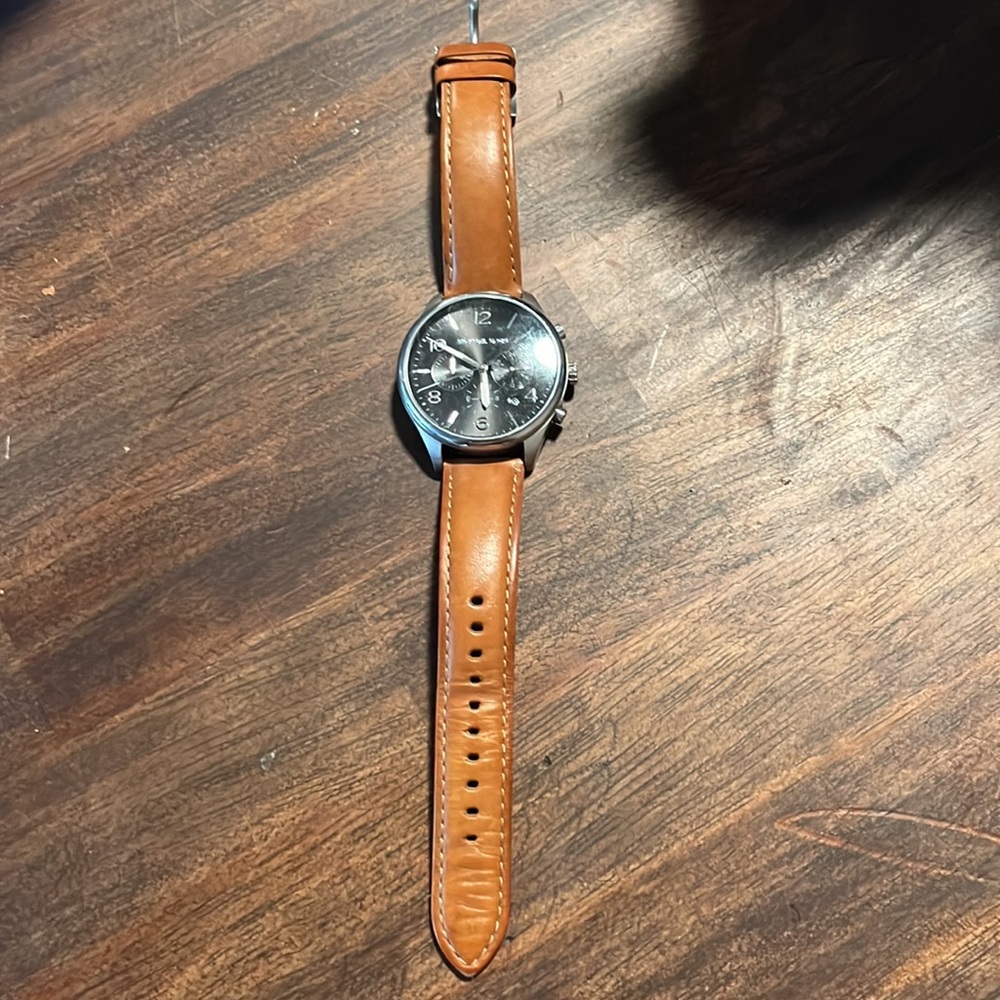 Men’s Michael Kors Watch - Picture 2 of 2